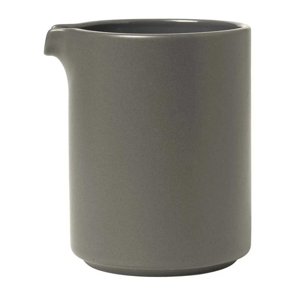 Šedá keramická mléčenka Blomus Pilar, 280 ml v:1359743