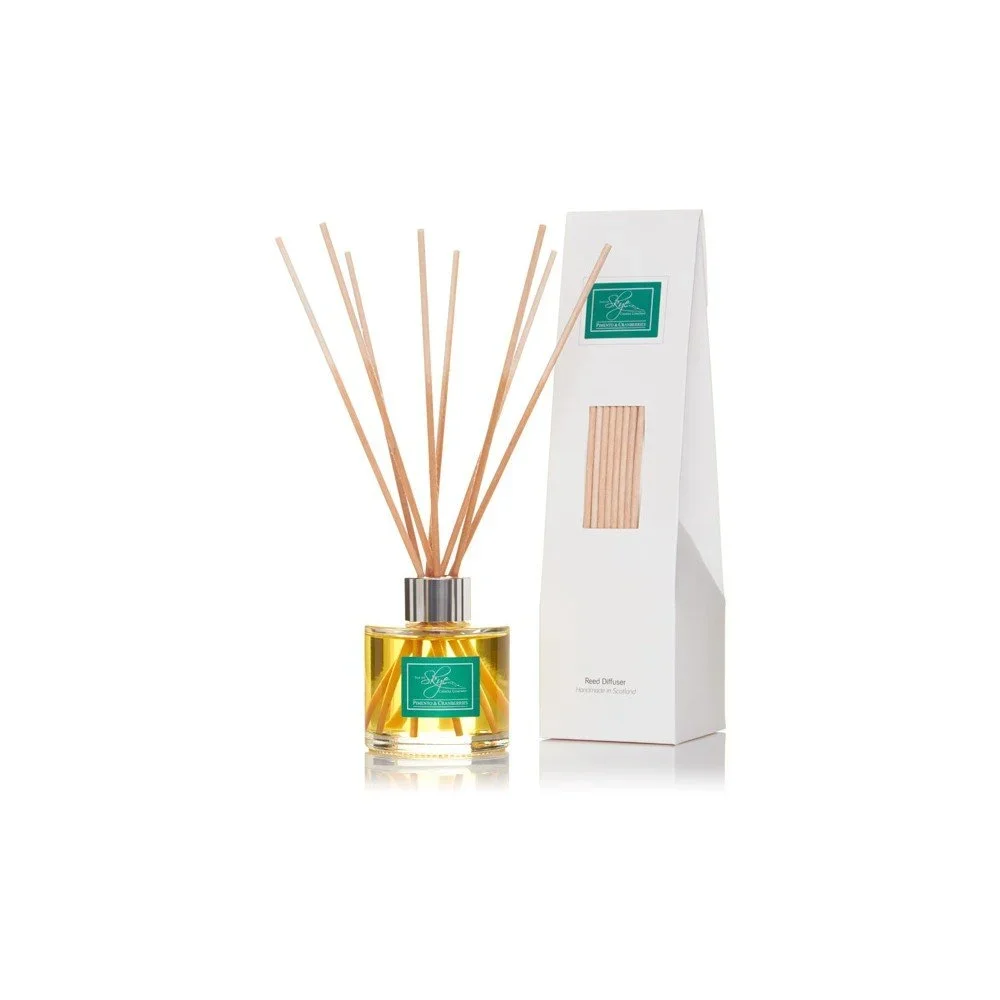 Difuzér s vůní bobulového ovoce, jamajského pepře a hřebíčku Skye Candles, délka intenzity vůně 8 týdnů v:1100038