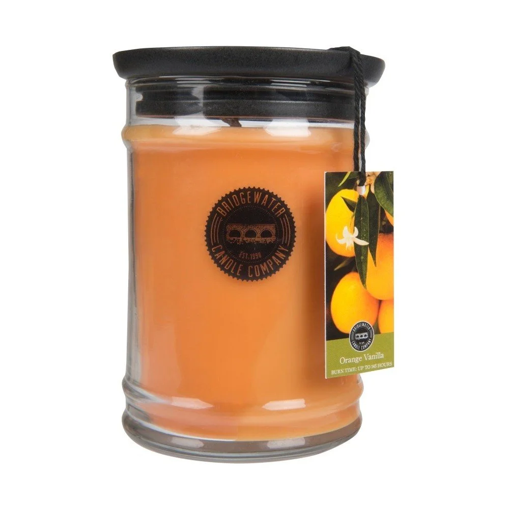 Svíčka ve skleněné dóze s vůní vanilky a pomeranče Bridgewater candle Company, doba hoření 140-160 hodin v:951326