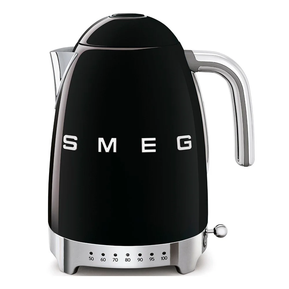 Černá rychlovarná konvice z nerezové oceli 1,7 l Retro Style – SMEG v:1647038