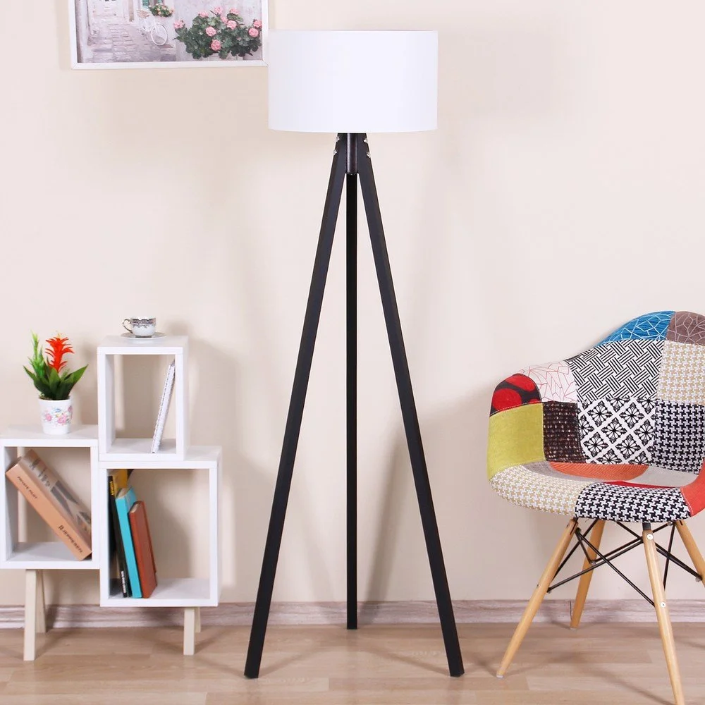 Černá volně stojící lampa s bílým stínítkem lampa Kate Louise Siyah v:1255138
