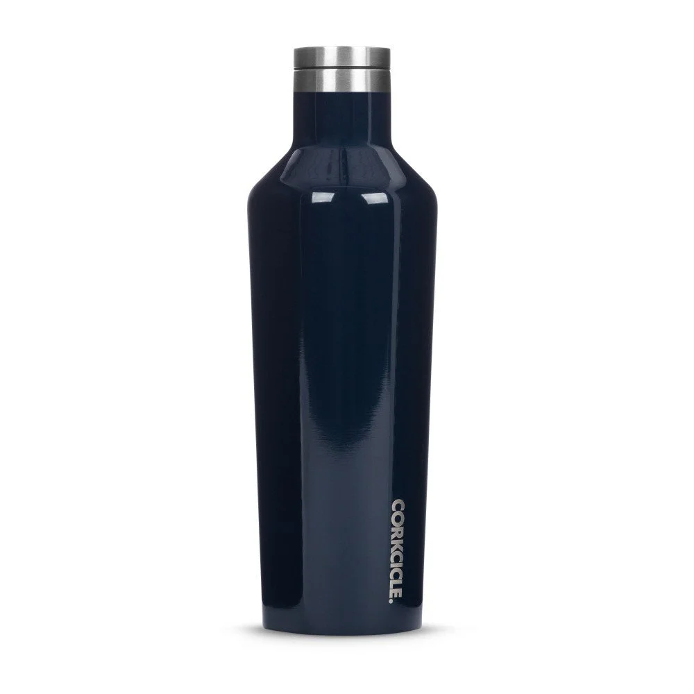 Námořnicky modrá cestovní termolahev z nerezové oceli Corckcicle Canteen, 470 ml v:1233398