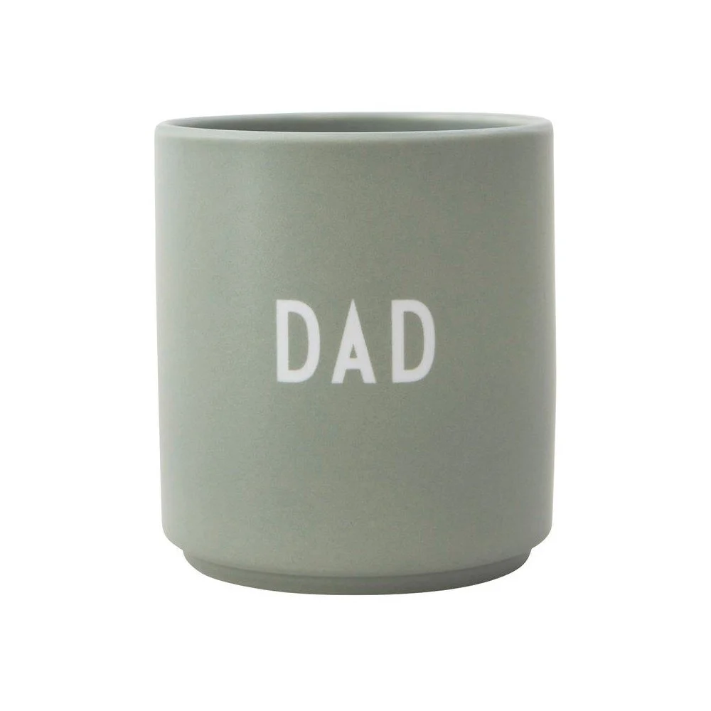 Zelený porcelánový hrnek 300 ml Dad – Design Letters v:1417903