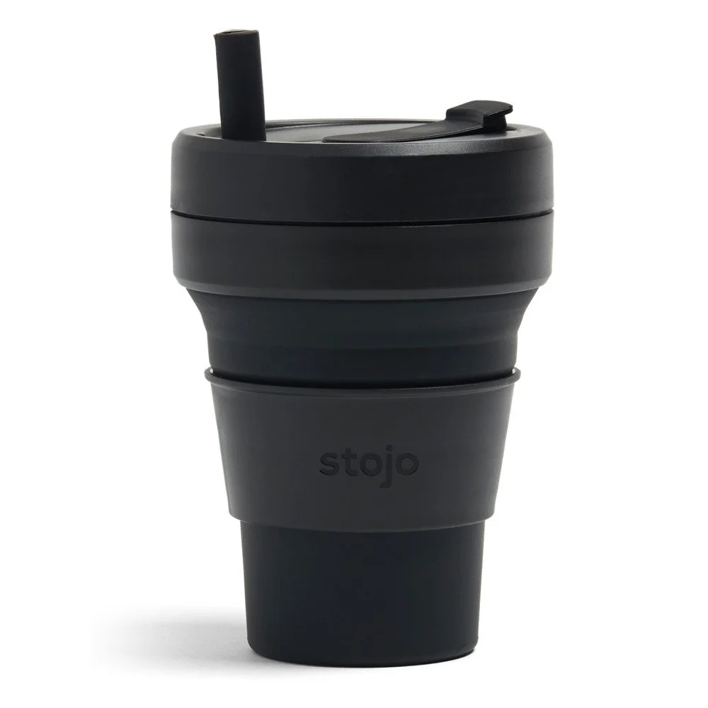 Černý skládací cestovní hrnek Stojo Titan Ink, 710 ml v:1341351
