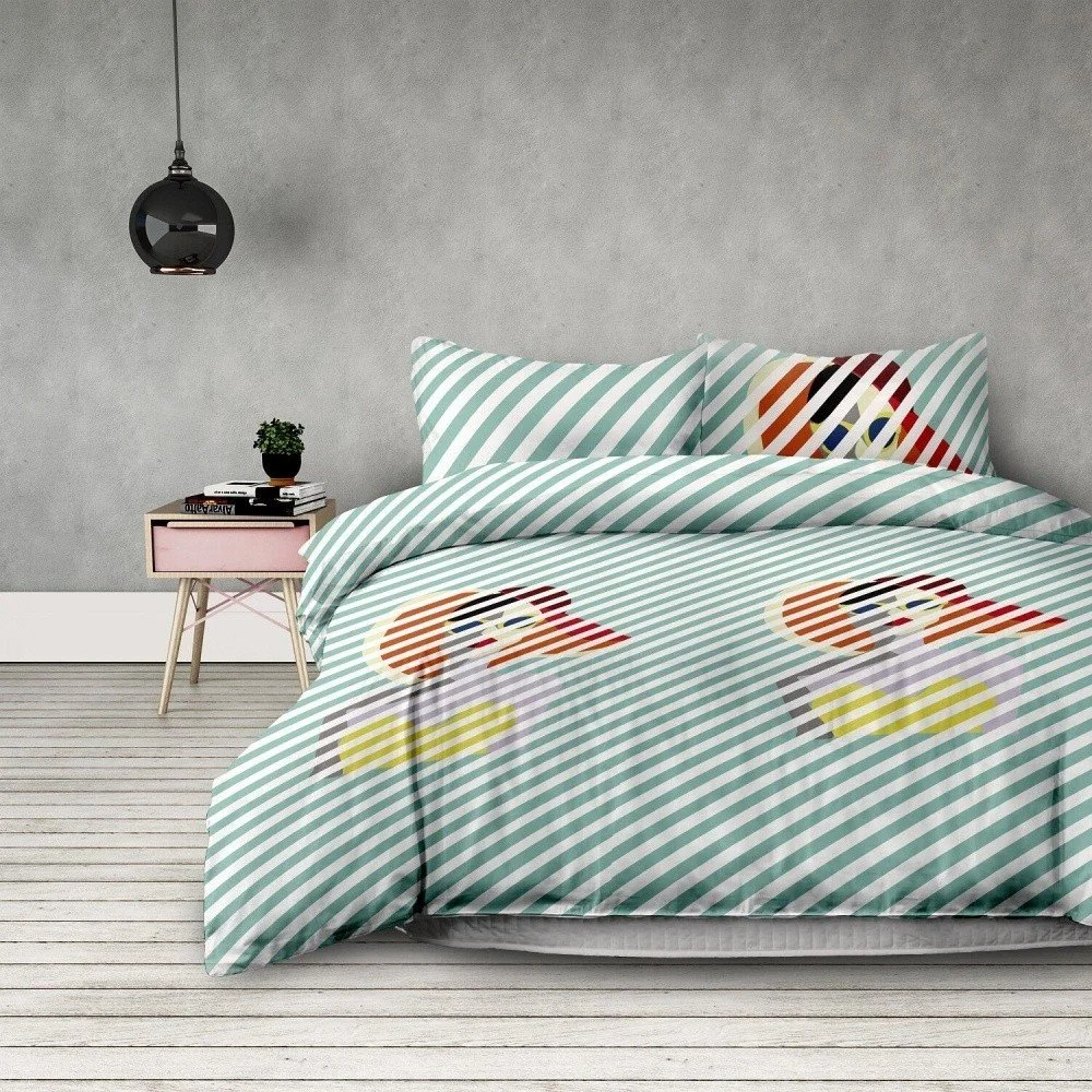 Sada pruhovaného povlaku na peřinu a dvou povlaků na polštář z mikrovlákna AmeliaHome Retro Girl, 200 x 200 cm v:1190274