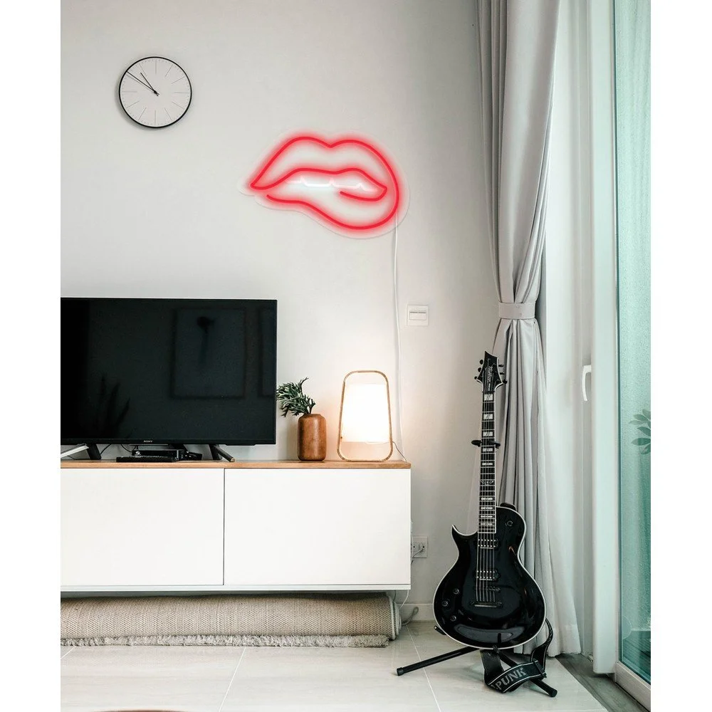 Červená nástěnná svíticí dekorace Candy Shock Biting Lips, 40 x 36 cm v:1383711