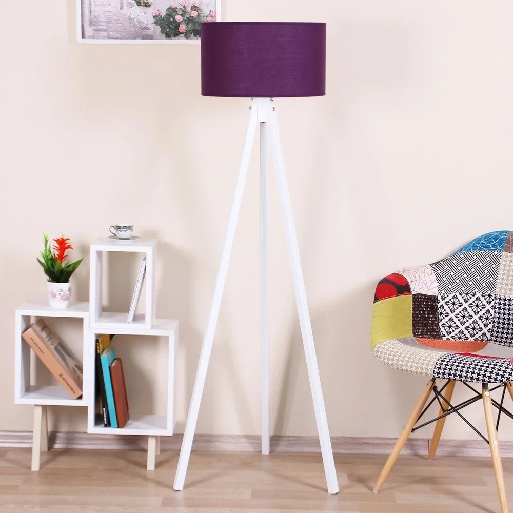 Bílá volně stojící lampa s fialovým stínítkem Kate Louise Beyaz v:1255102
